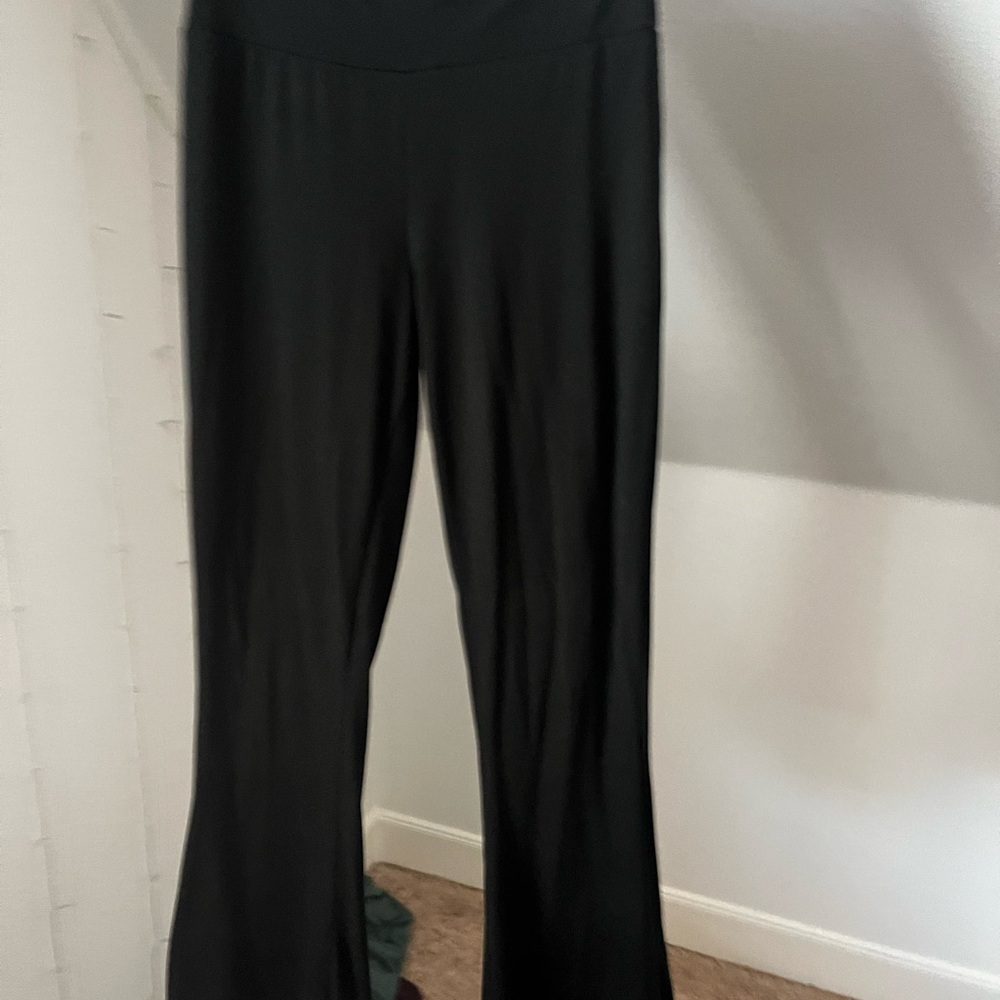 Elegant Black Women's flair leggings